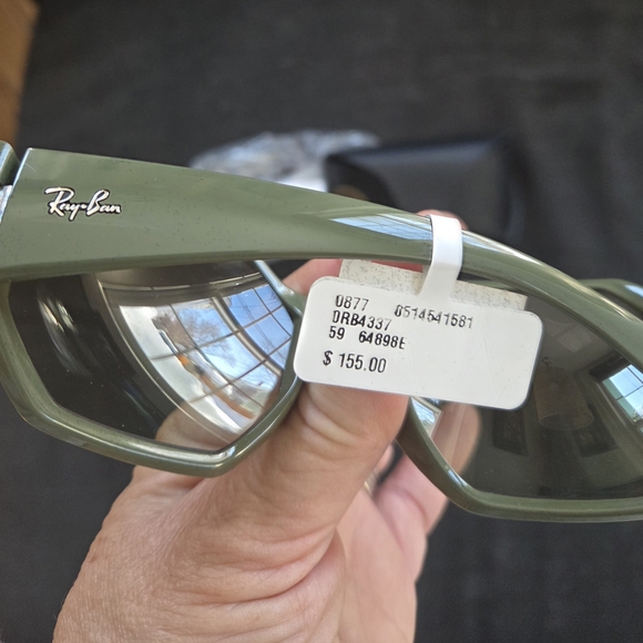NWTs Ray-Ban Olive Green Octagon Sunglasses with Case 59mm Unisex 100% UVA/UVB - Picture 2 of 6